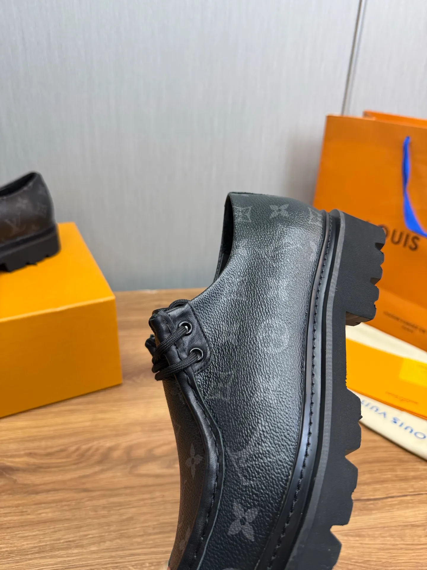 Factory 680💰 LV. Men's business casual leather shoes, all made of imported original brand leather, just to create a more comfortable wearing experience, original non-slip and wear-resistant outsole ✔️16-45 (38.45 non-returnable)